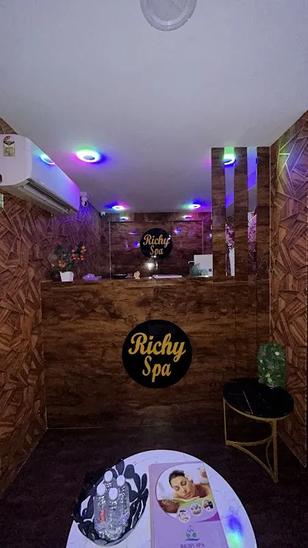Richy Spa - Best Massage Spa in Byculla