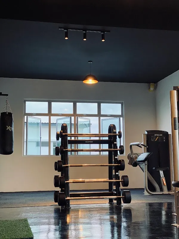 Sweat Sweet Fit Ladies GYM & FITNESS CENTRE (Kulai)