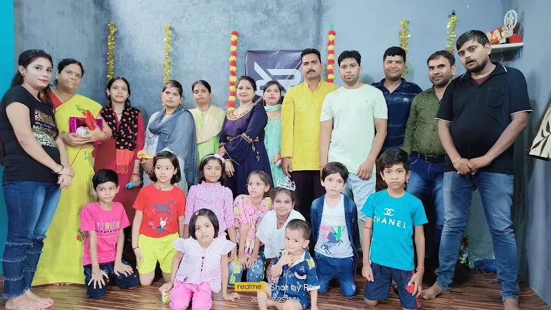 RAJ RAJNI DANCE CLASSES