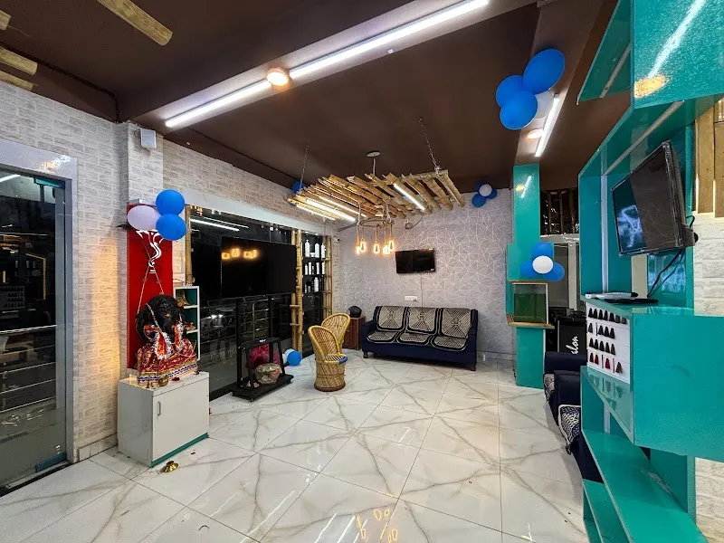Makeshine Unisex Salon