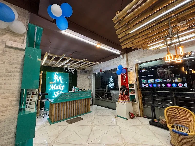 Makeshine Unisex Salon