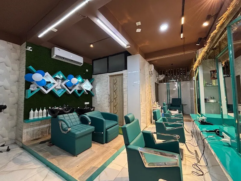 Makeshine Unisex Salon