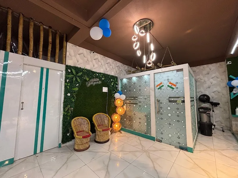 Makeshine Unisex Salon