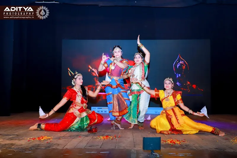 AMRESSH'S DANCE AEROBICS STUDIO