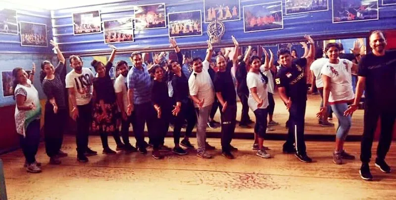AMRESSH'S DANCE AEROBICS STUDIO