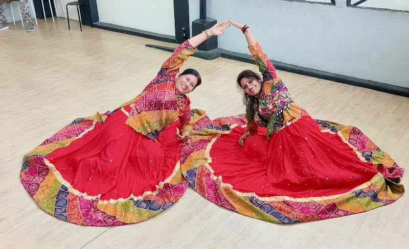 AMRESSH'S DANCE AEROBICS STUDIO