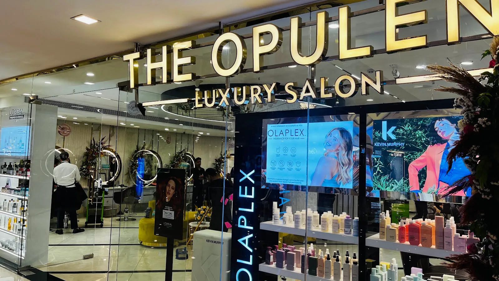 THE OPULENT LUXURY SALON