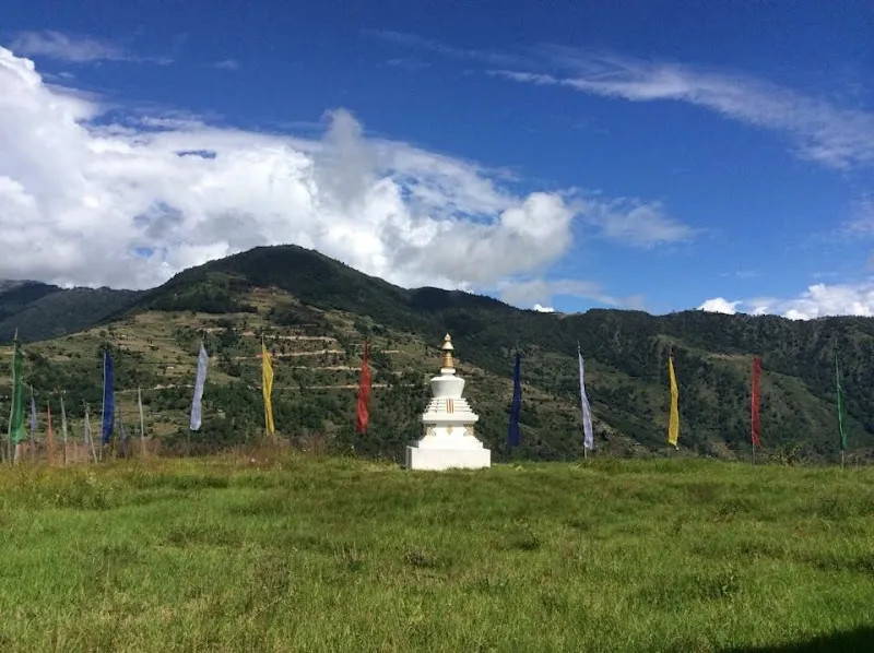 རྟོགས་ལྡན་ཆོས་གླིང་། Gongthung Drubdey