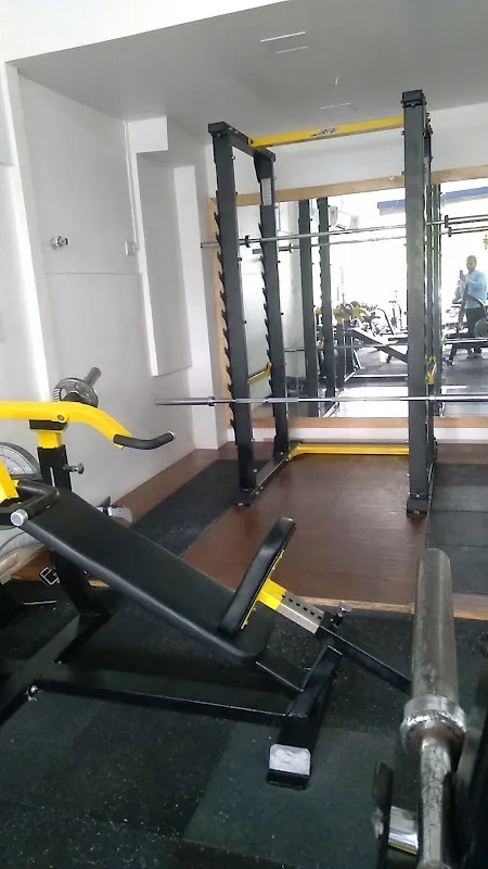 Fitness City Club (F.C.C)
