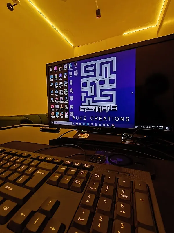 BUXZ CREATIONS