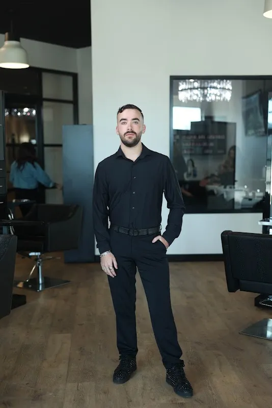 Harper Ellis Salon