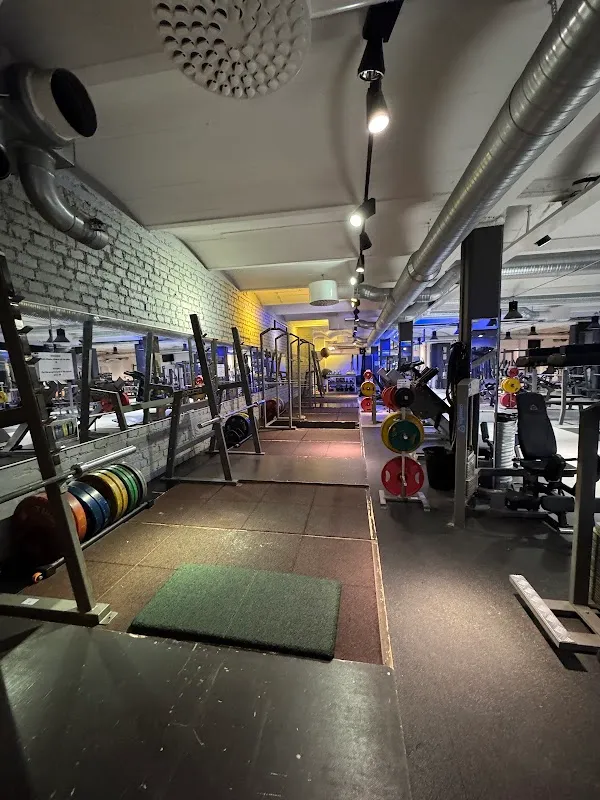 W8 Power Club Gym