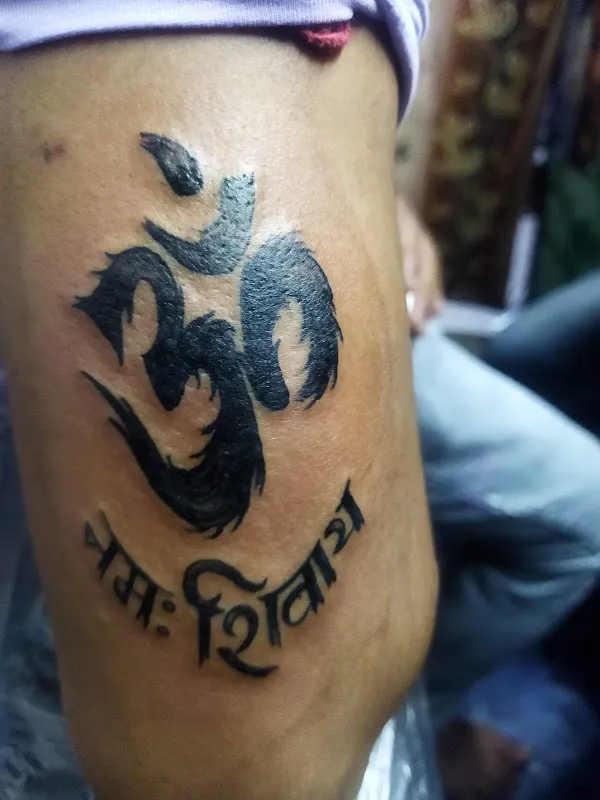 Red lion tattoo studio