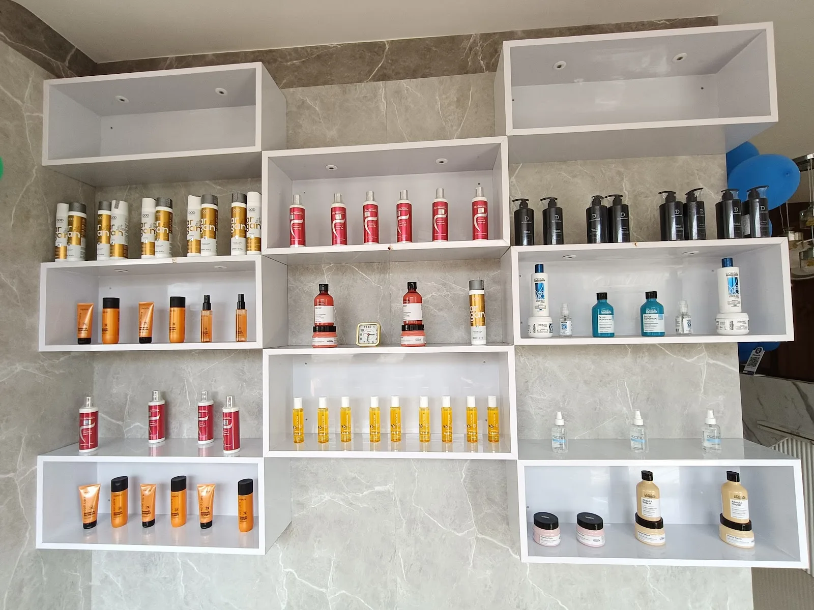 Sparkle Flow unisex salon