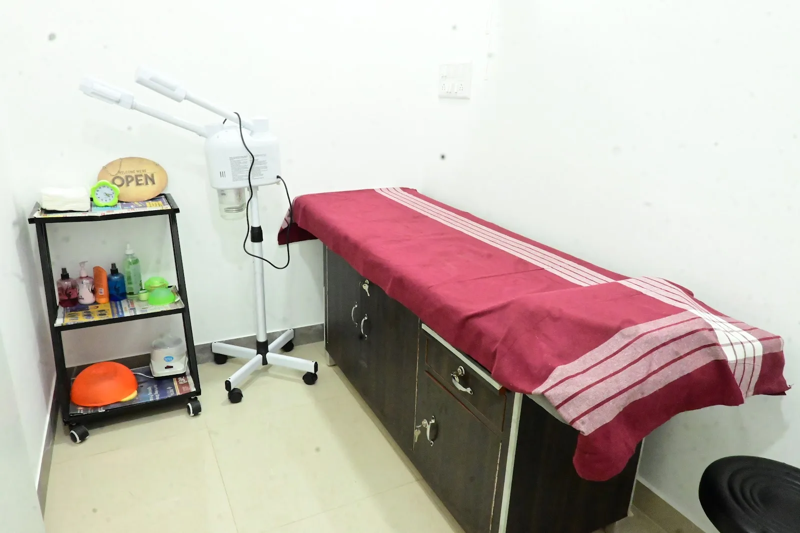 Sparkle Flow unisex salon