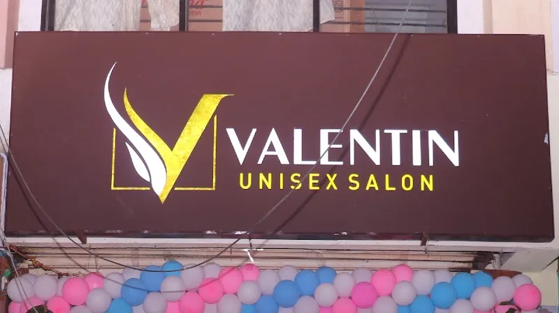 Valentin Unisex Salon