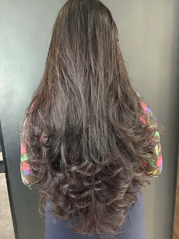 Madonna Salon, M Block Market GK1