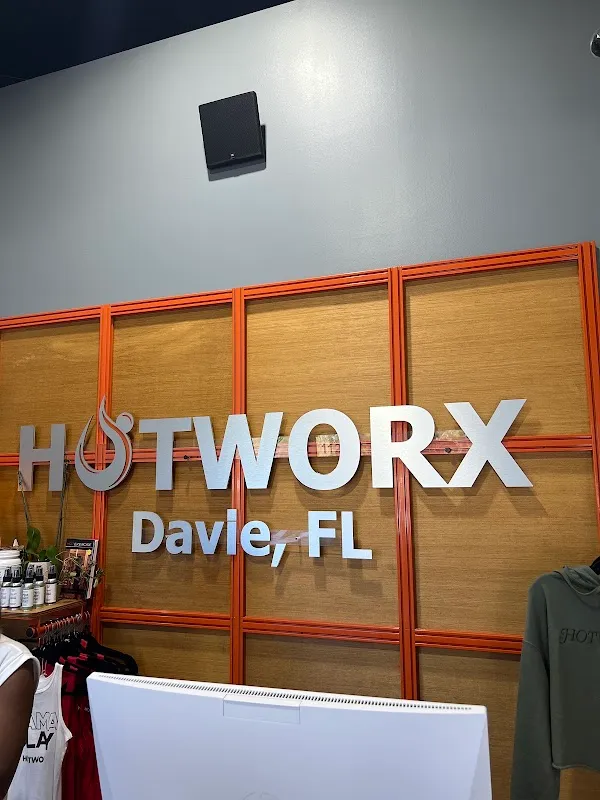HOTWORX - Davie, FL (University Dr. & Griffin)