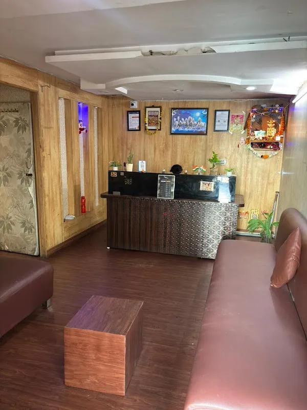 THE HIDE AWAY SPA