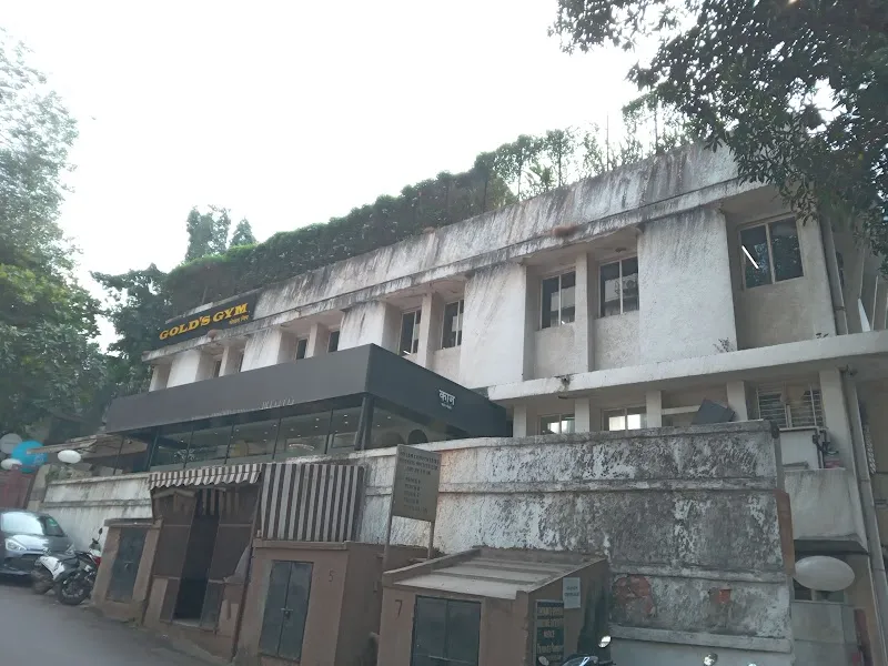 Gold's Gym Breach Candy - Gym in Breach Candy, Mumbai