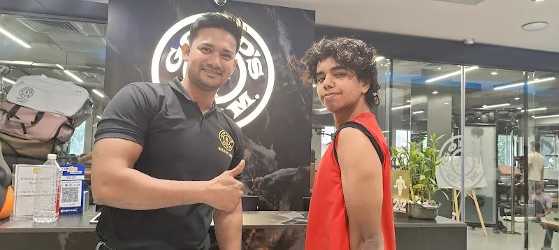 Gold's Gym Breach Candy - Gym in Breach Candy, Mumbai