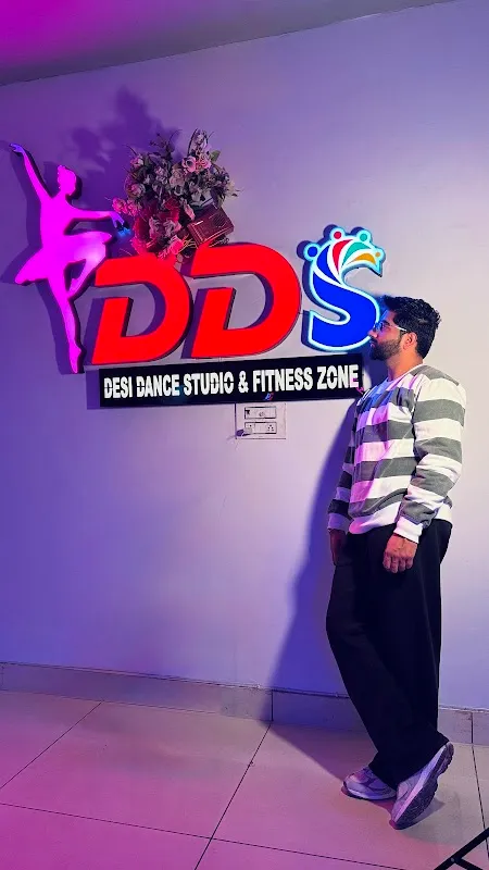 DESI DANCE STUDIO & FITNESS ZONE : DDS