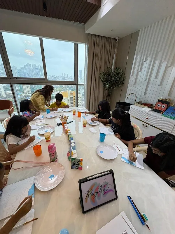 RANGRAGE art classes
