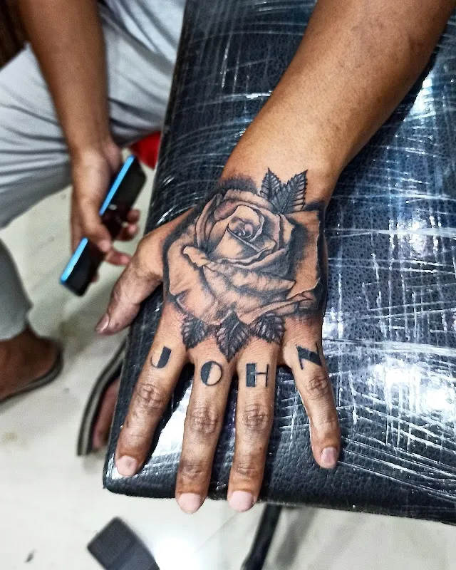 Shades Of Lines Tattoo Studio
