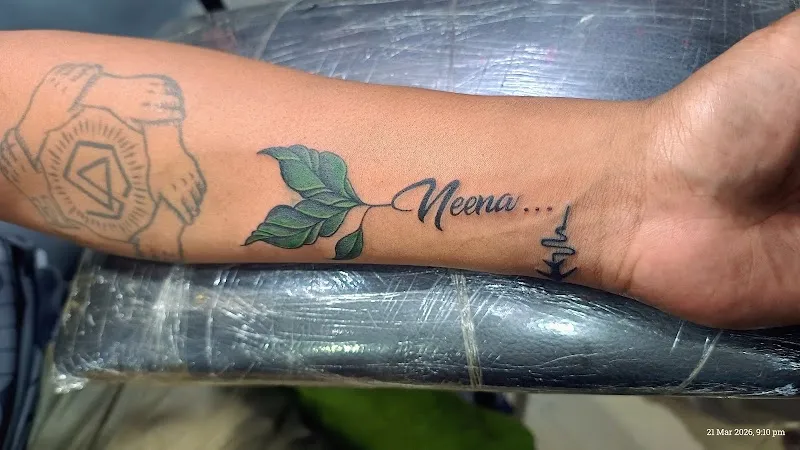 Shades Of Lines Tattoo Studio