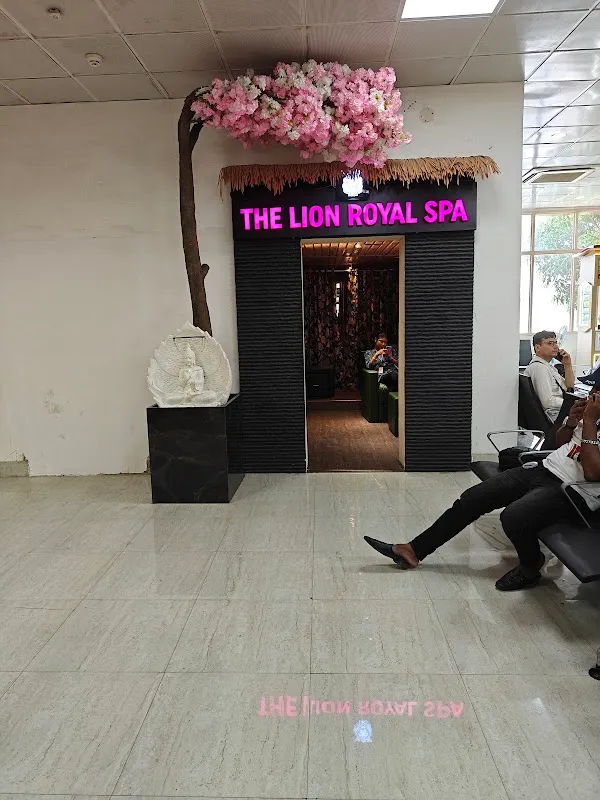 The lion royal spa