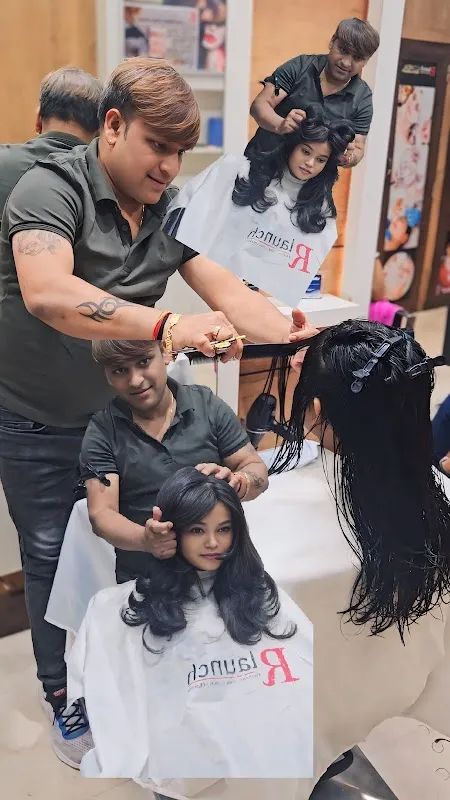 R Launch Salon |L'Oreal | Best Hair & Makeup Salon in Dhanbad | Unisex Salon