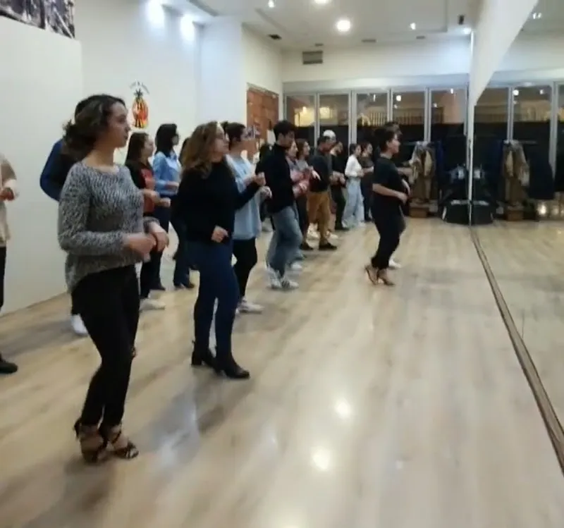Kurse Kërcimi Love & Dance