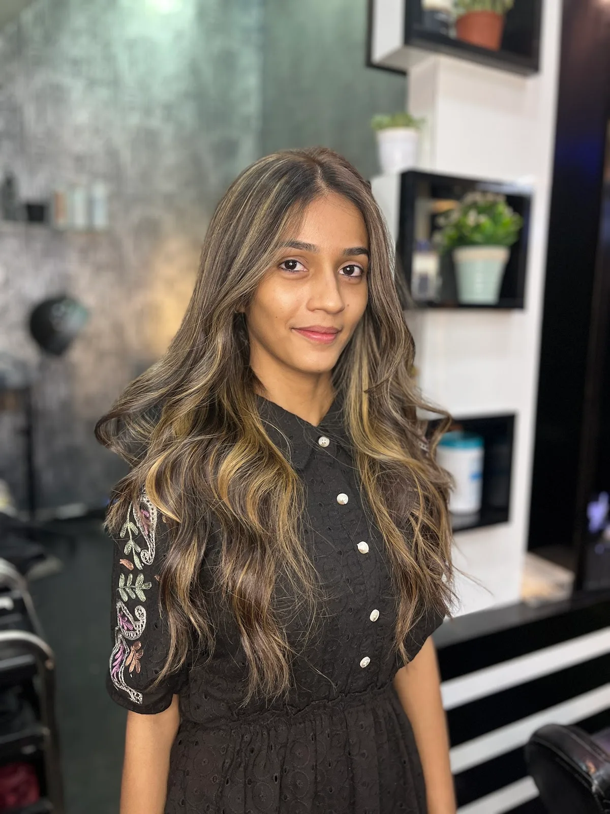 AMBER UNISEX SALON & SPA