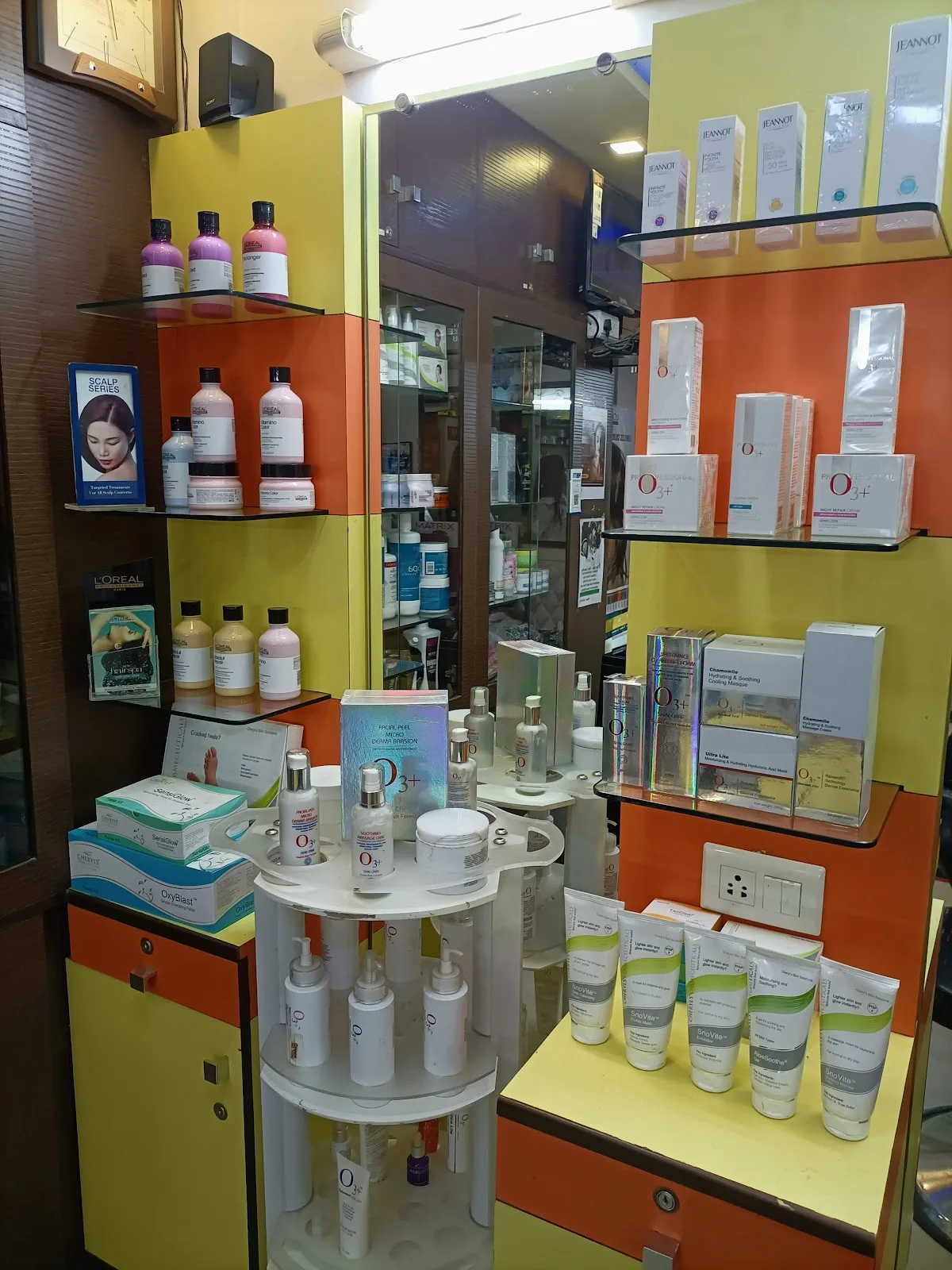 Mamtas Beauty parlour