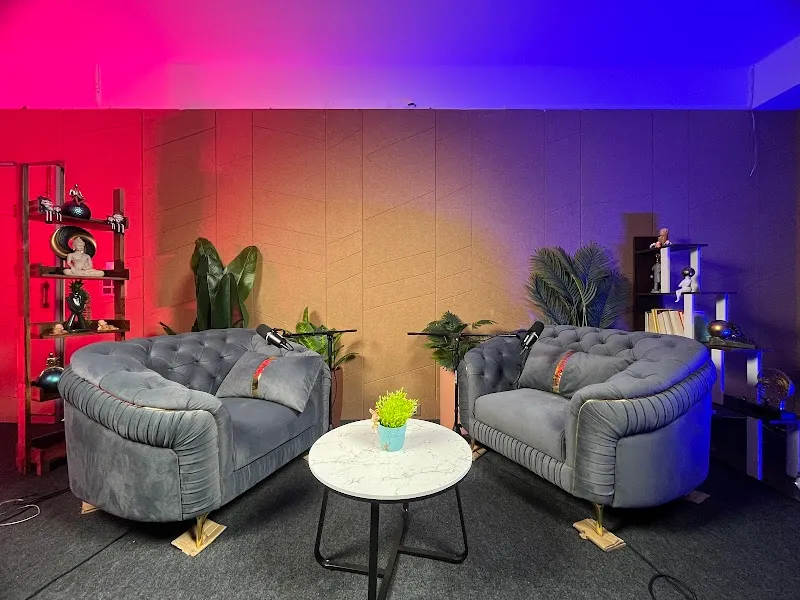 Addframe Premium Studio