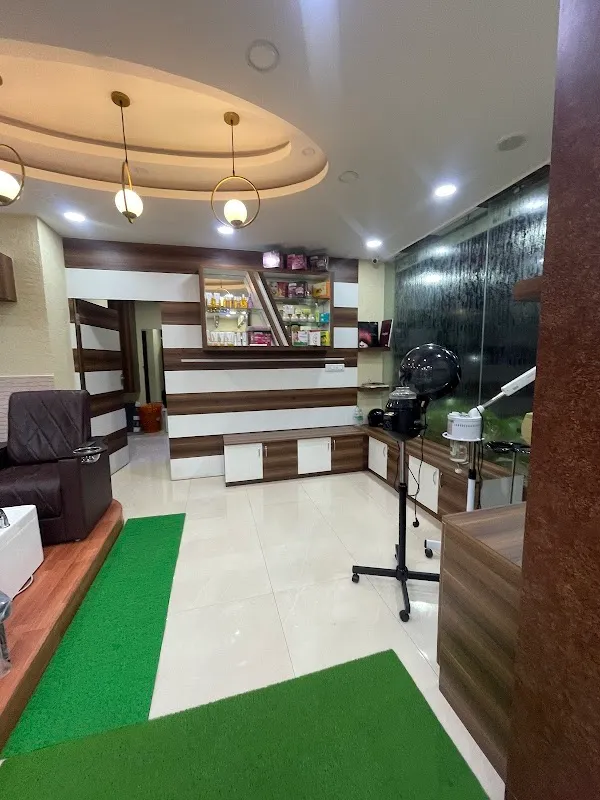 Fascinate Salon Men