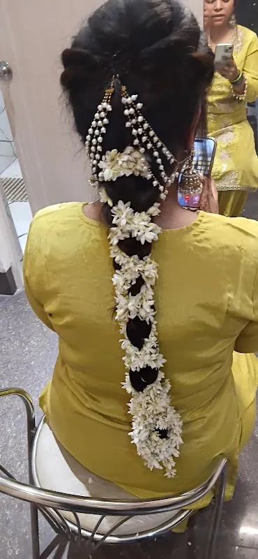Hair studio unisex salon & academy