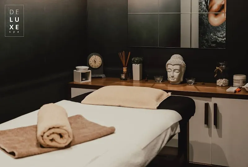 DeLuxe Spa & Massage
