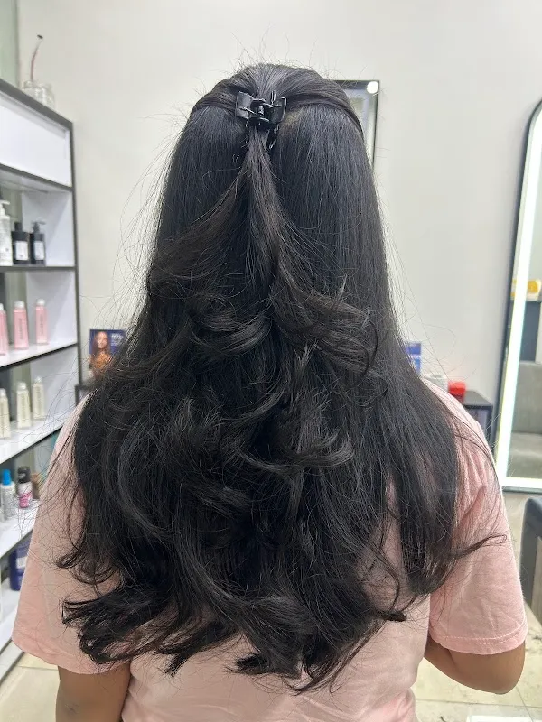 JBS UNISEX SALON | Beauty Salon in Thane | Makeup Artist | Nail Artist | Hairstylist in Thane