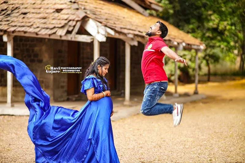 R Studio Photography