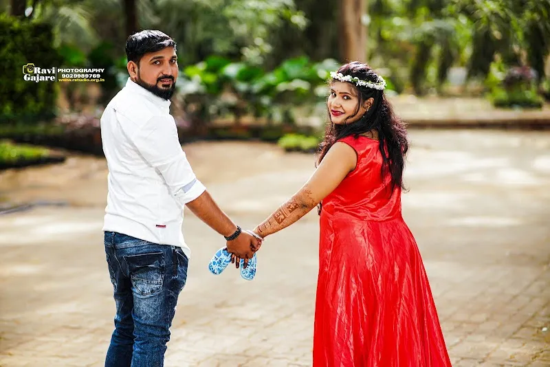 R Studio Photography