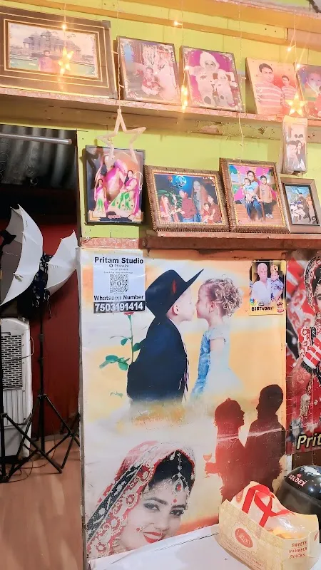 PRITAM Studio E 2464