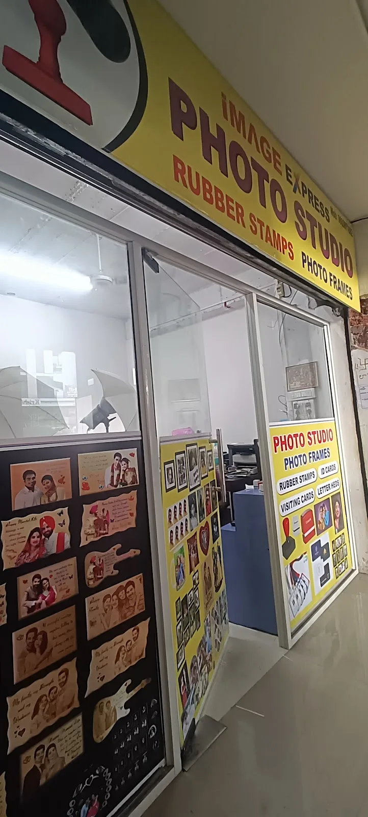 Image Express Studio & Digital Lab