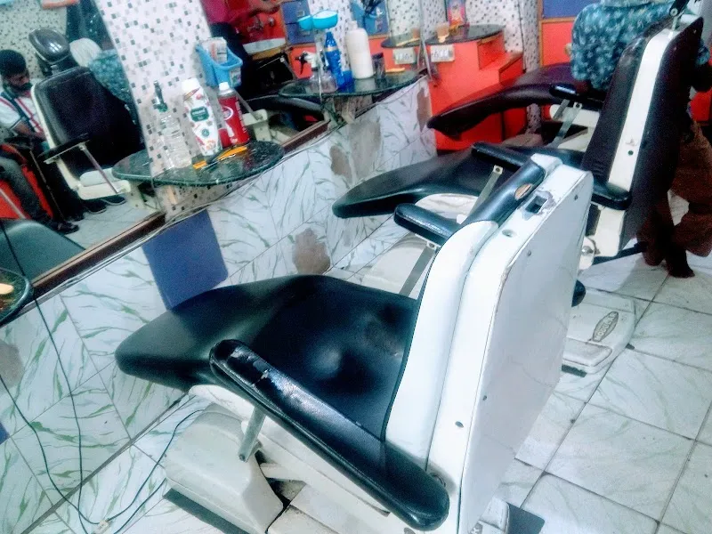 Popular Styling Saloon (Tattoo Studio)