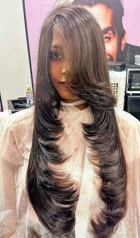 Lakme Salon For Him and Her in BT Road,Kolkata