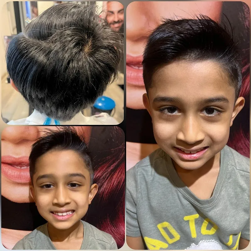 Lakme Salon For Him and Her in BT Road,Kolkata