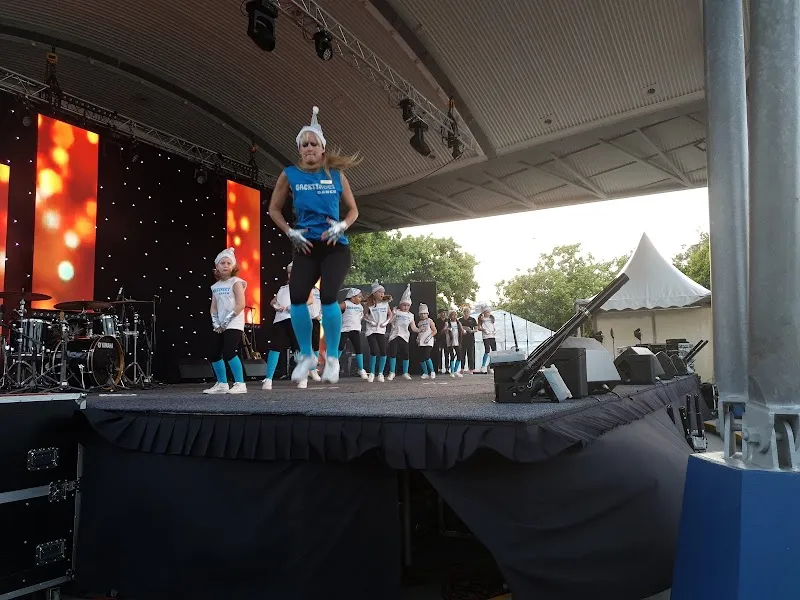 Backstreet Dance