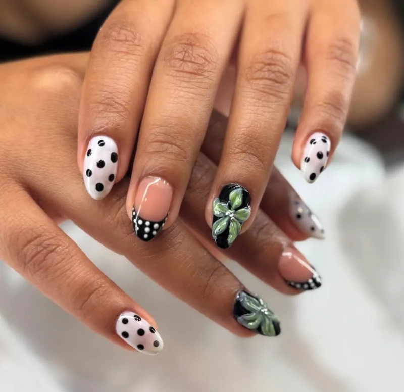 VOUS Salon and Spa + NAILàCARTE