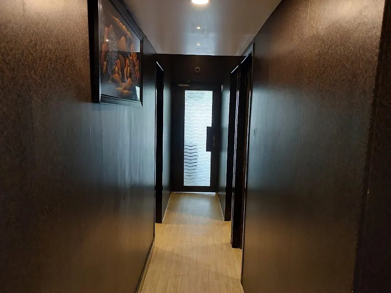 Smayan Salon & Spa