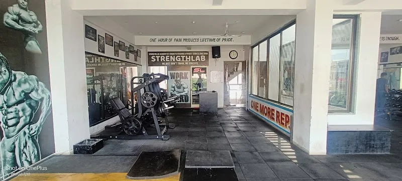StrengthLab (Strength Training & Fitness Sciences Education Facility)